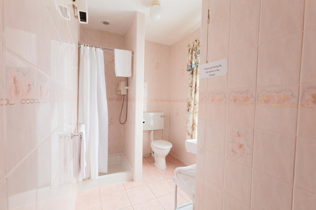 Cawley'S Guesthouse Tubbercurry Szoba fotó
